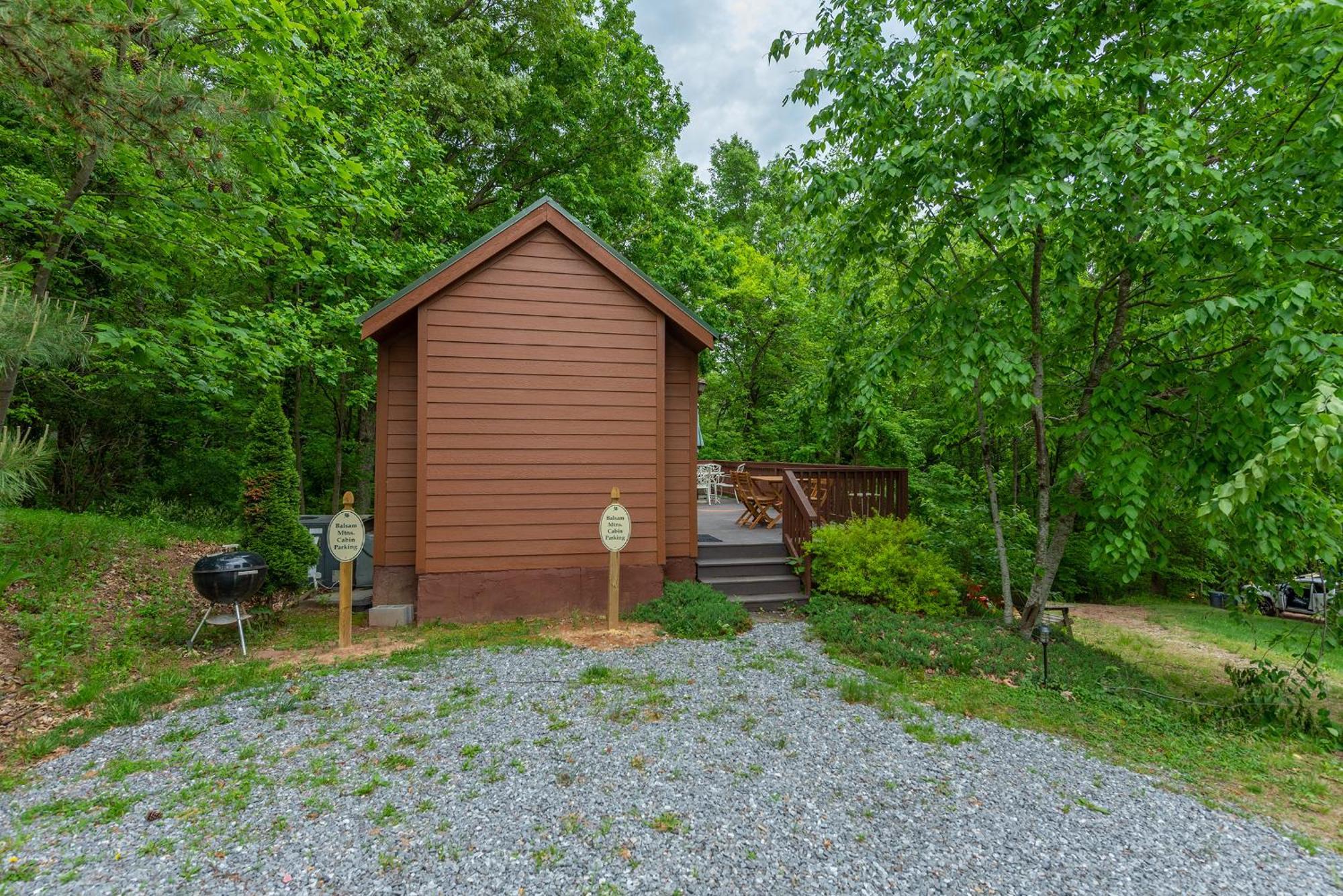 Engadine Inn And Cabins Candler Exterior foto